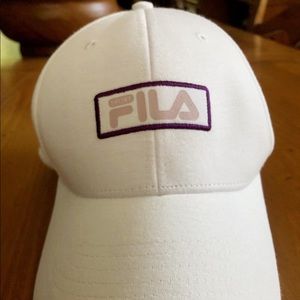 WHITE FILA BASEBALL HAT